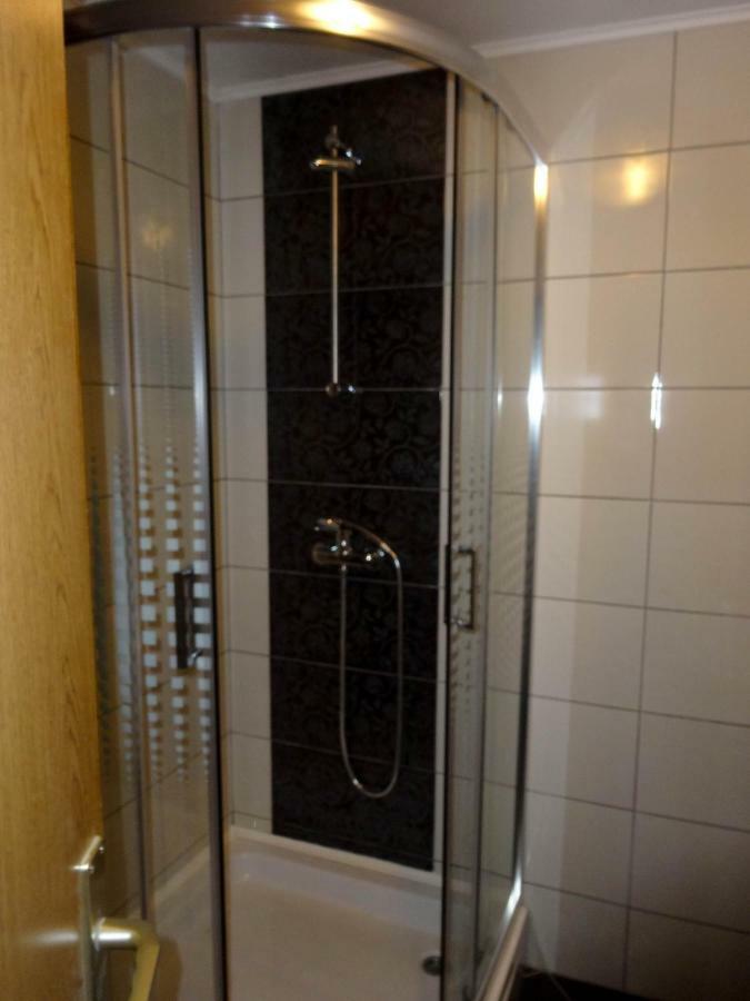 Apartman Sara Vl. Franjo Klasic Крапина Екстериор снимка