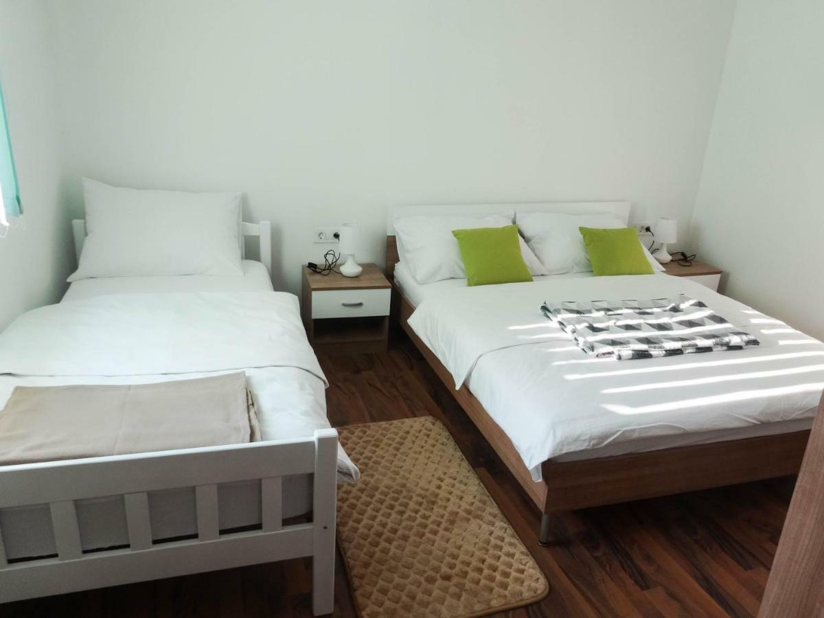 Apartman Sara Vl. Franjo Klasic Крапина Екстериор снимка