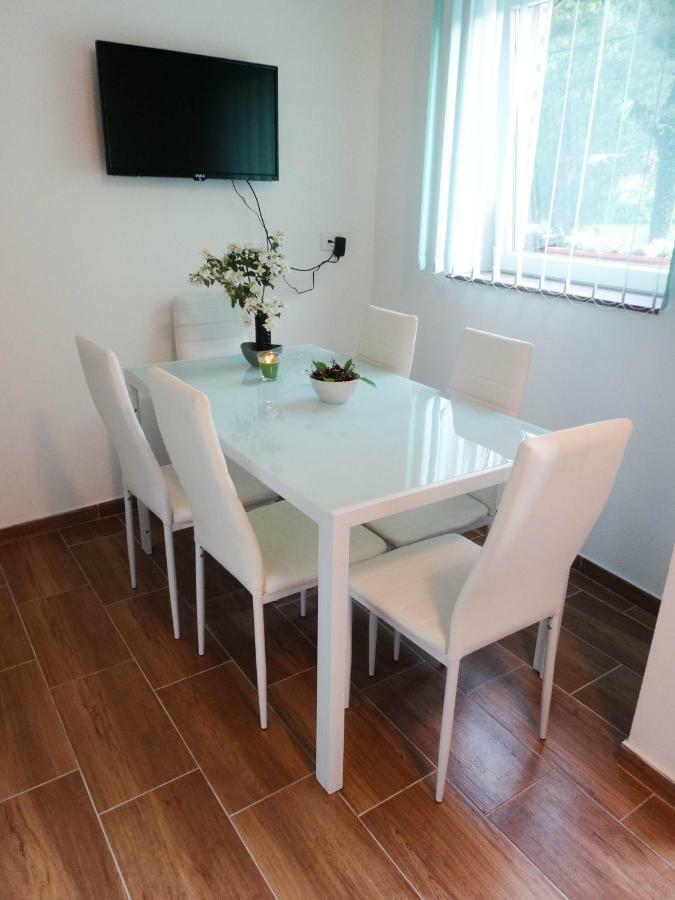 Apartman Sara Vl. Franjo Klasic Крапина Екстериор снимка