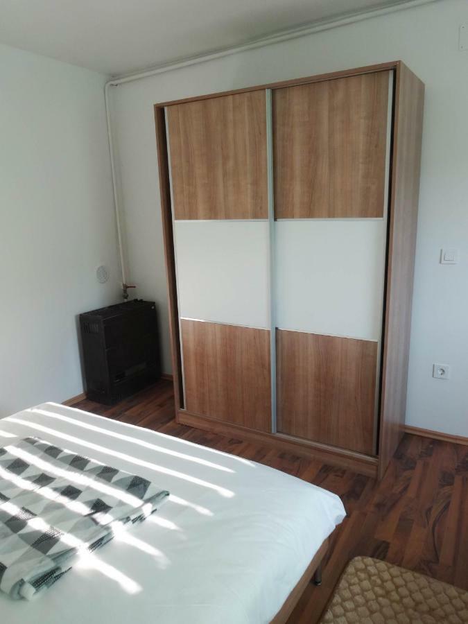 Apartman Sara Vl. Franjo Klasic Крапина Екстериор снимка